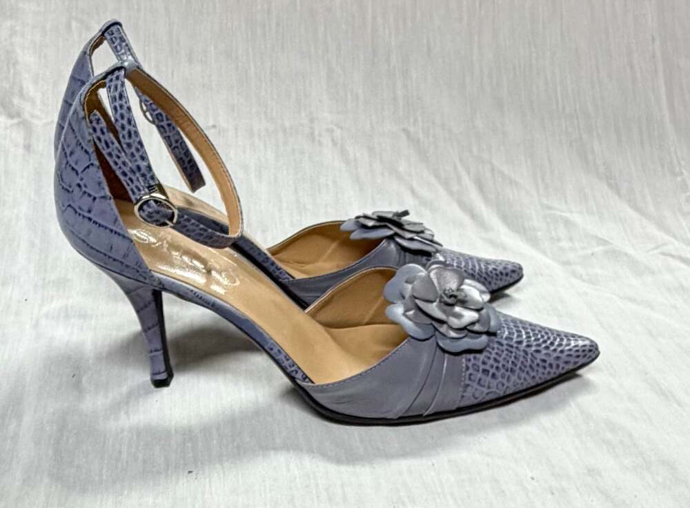 Franco Sarto Blue Lizard Embossed Floral Ankle Strap D'Orsay Pumps - Picture 3 of 9